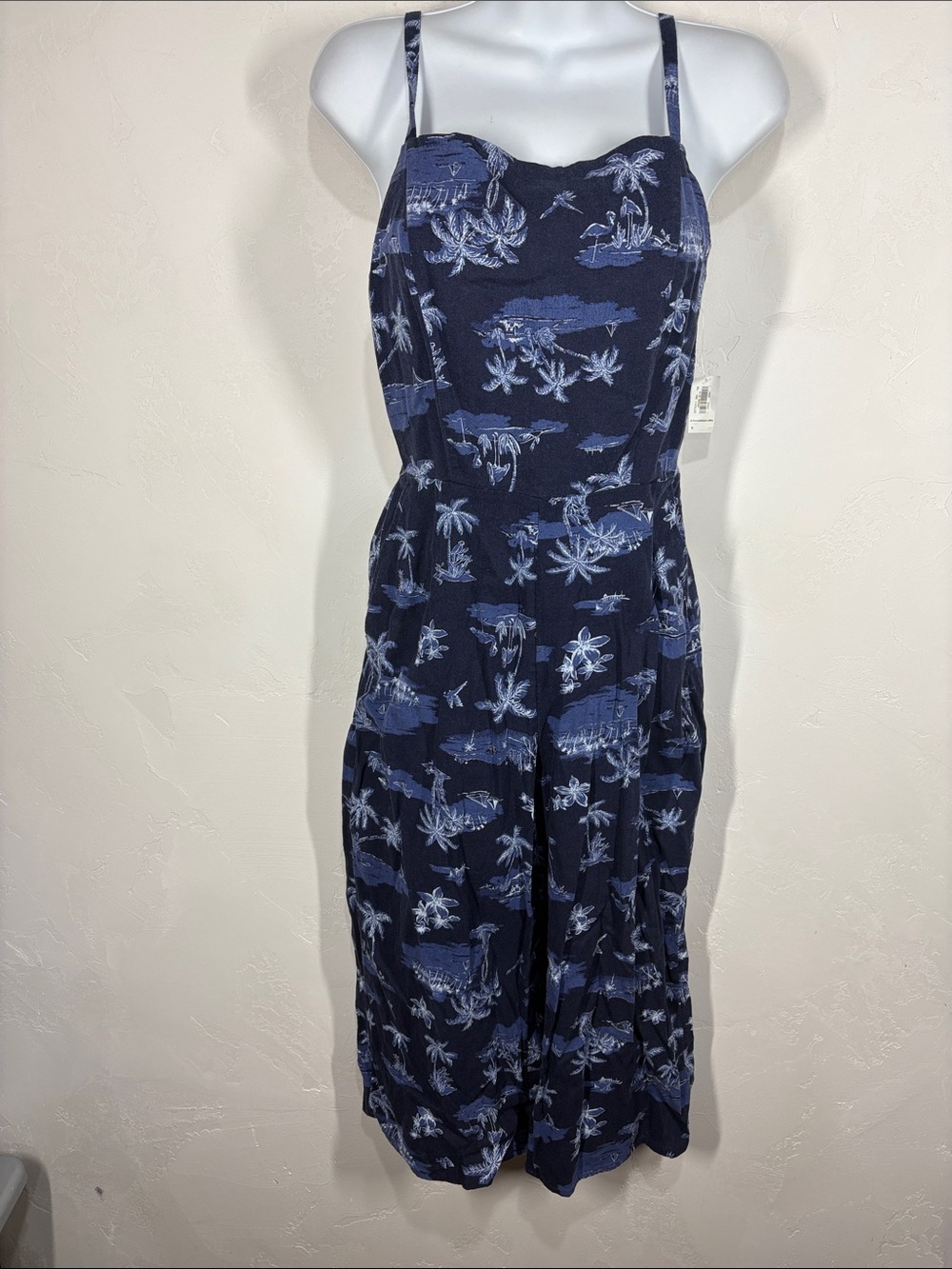 NWT Old Navy Navy Palm-Print Jumpsuit size small